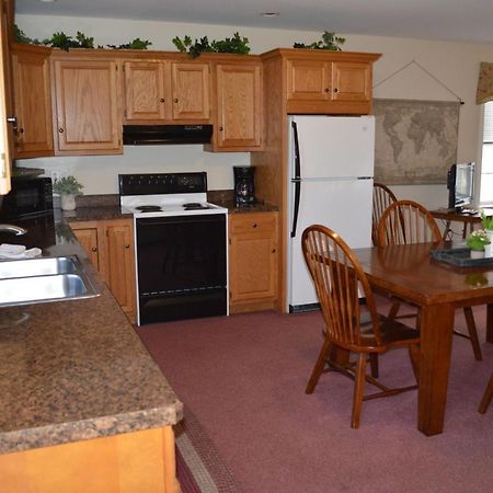 Rocky Acre Farm Bed & Breakfast Mount Joy Exterior photo