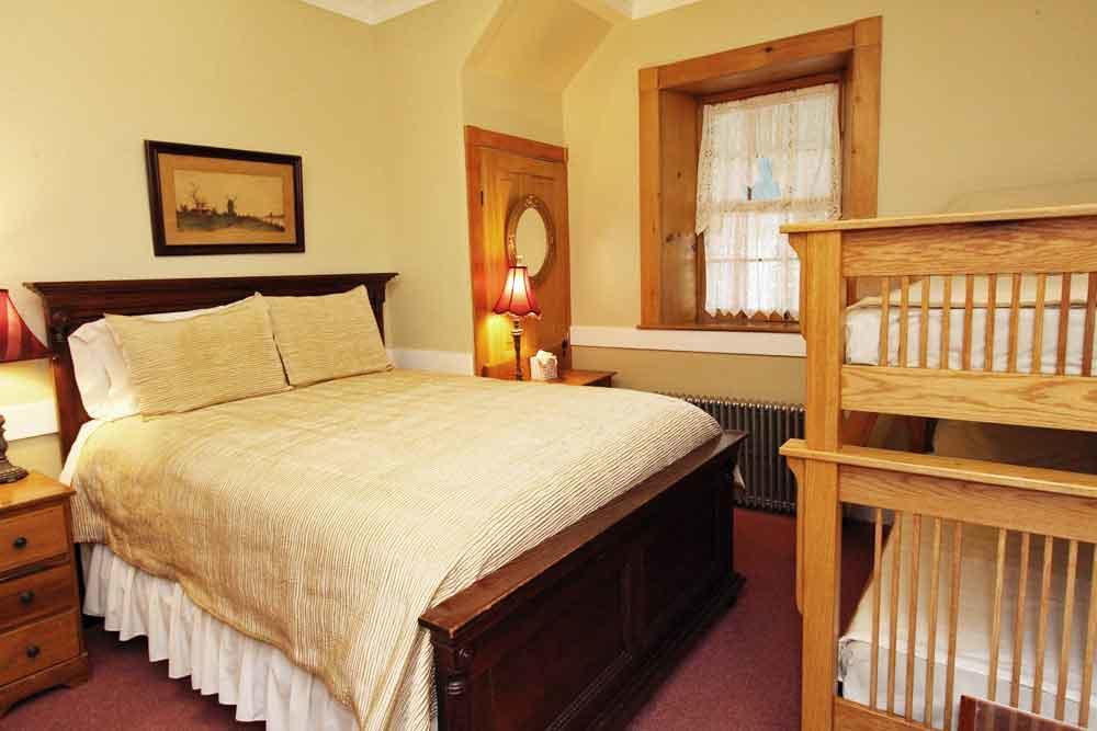 Rocky Acre Farm Bed & Breakfast Mount Joy Exterior photo